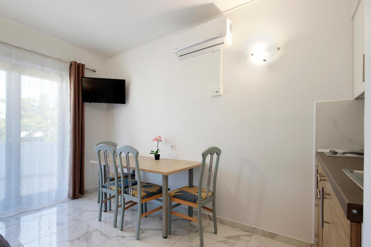 City Pool Apartments 诺瓦利娅 外观 照片